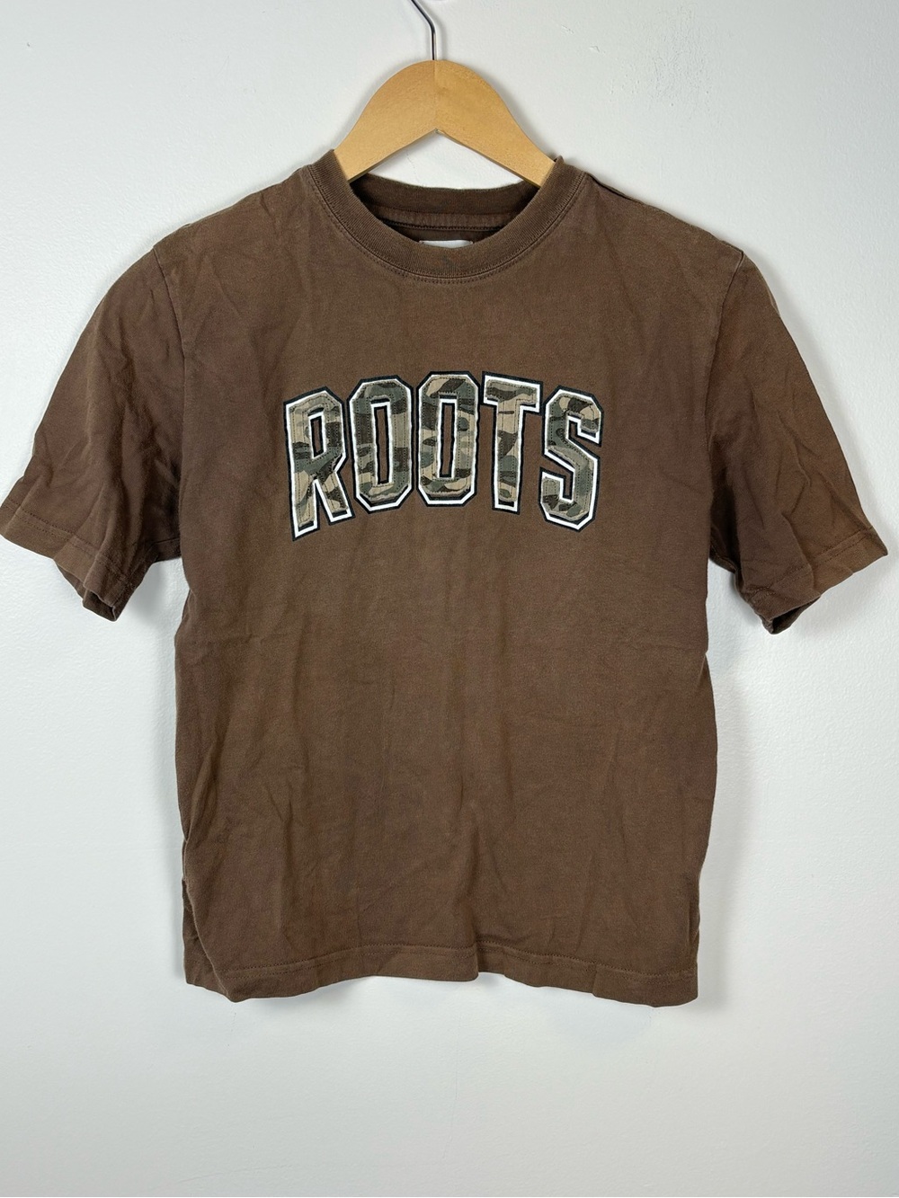 Roots Kids Roots 73 Camo Logo T-Shirt, Size Medium (7-8), Activewear, Everyday